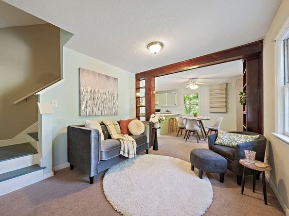59 Katherine St, Weymouth MA 02191