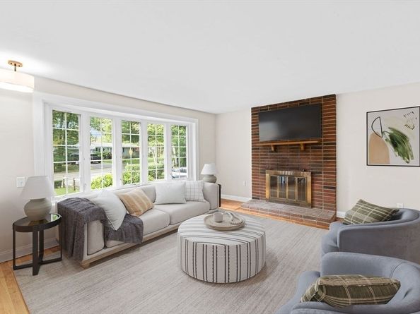 276 Woodland Drive, Hanover MA 02339