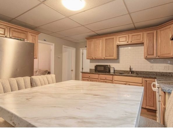 20 Johnson Ct, Brockton MA 02301
