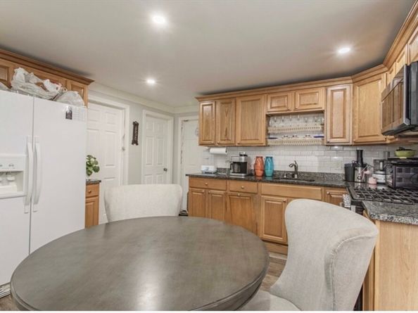 20 Johnson Ct, Brockton MA 02301