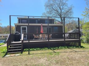 432 Grove St, Braintree MA 02184