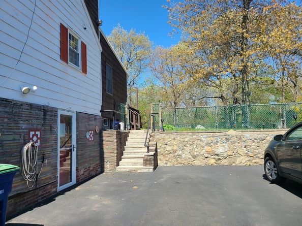 432 Grove St, Braintree MA 02184