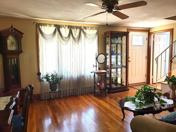 432 Grove St, Braintree MA 02184