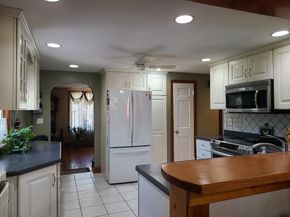 432 Grove St, Braintree MA 02184