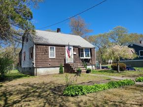432 Grove St, Braintree MA 02184
