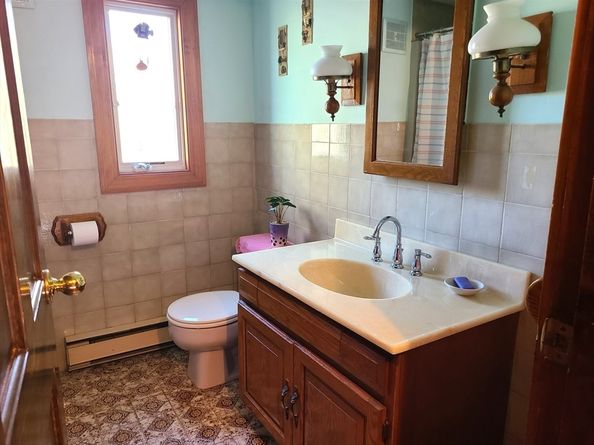 432 Grove St, Braintree MA 02184