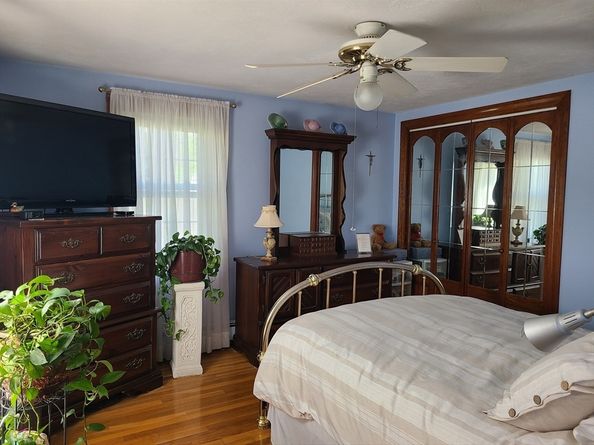 432 Grove St, Braintree MA 02184