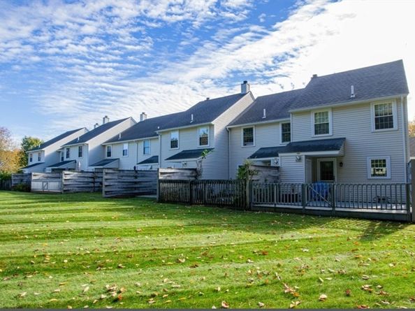 728 Auburn St F6, Whitman MA 02382