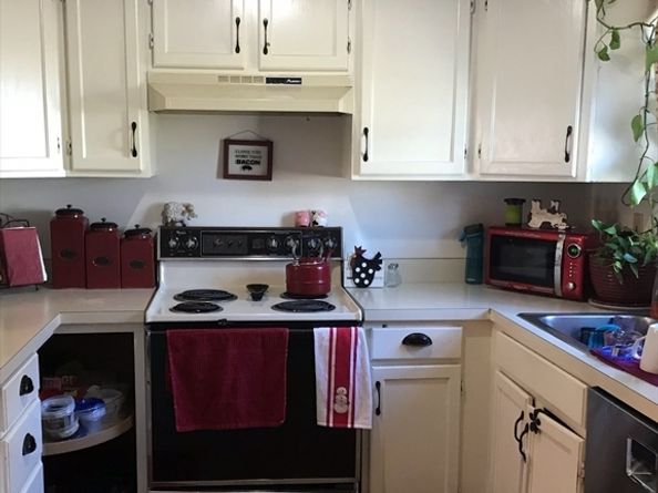 728 Auburn St F6, Whitman MA 02382