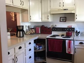728 Auburn St F6, Whitman MA 02382