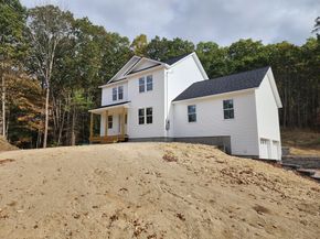 67 Hill St, Winchendon MA 01475