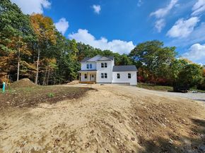 67 Hill St, Winchendon MA 01475