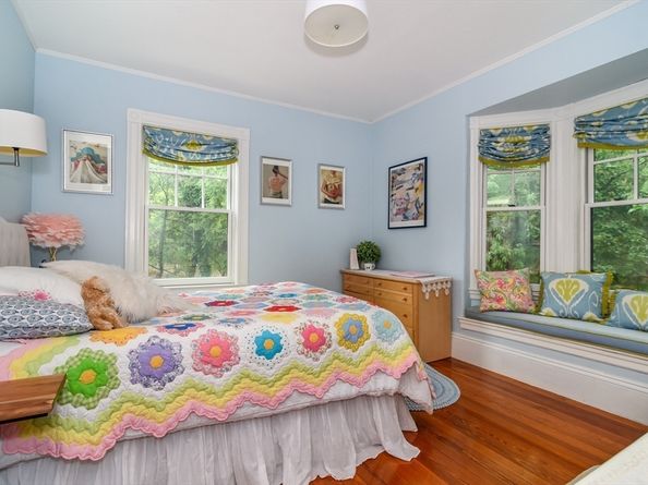 18 Eaton Court, Wellesley MA 02481