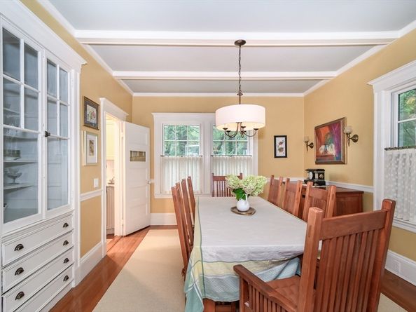 18 Eaton Court, Wellesley MA 02481
