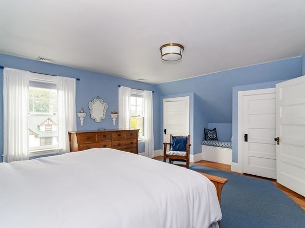 18 Eaton Court, Wellesley MA 02481