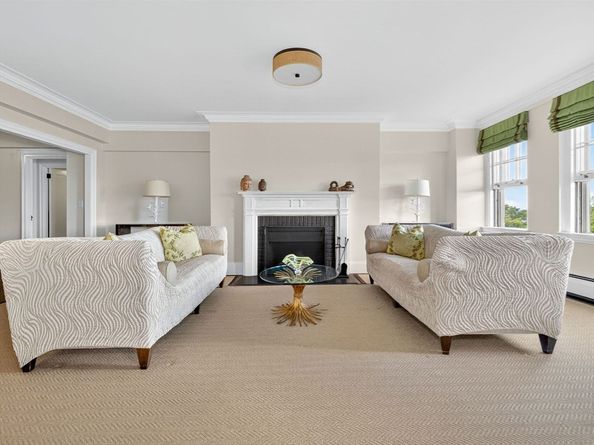 250 Beacon Street 12, Boston MA 02116