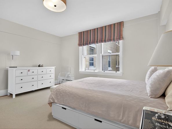 250 Beacon Street 12, Boston MA 02116