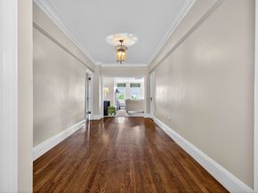 250 Beacon Street 12, Boston MA 02116