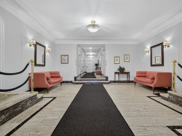 250 Beacon Street 12, Boston MA 02116