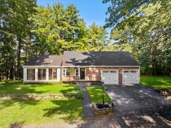 145 Everett St