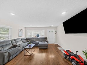 84 Captains Row 84, Chelsea MA 02150