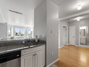 1 Cityview Ln 204, Quincy MA 02169