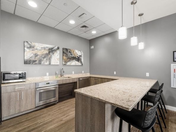 1 Cityview Ln 204, Quincy MA 02169