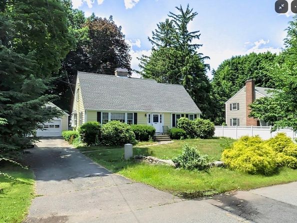 266 Linden St, Waltham MA 02452