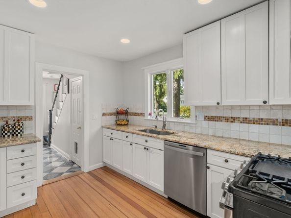 306 Manning St, Needham MA 02492
