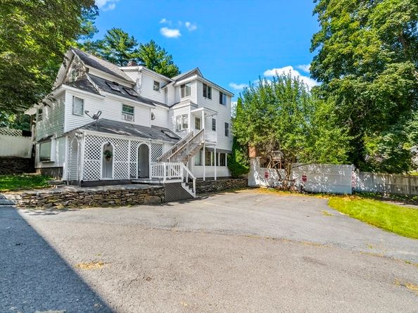 13 Coombs Street, Southbridge MA 01550