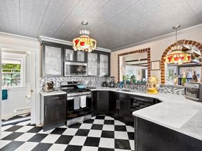 13 Coombs Street, Southbridge MA 01550