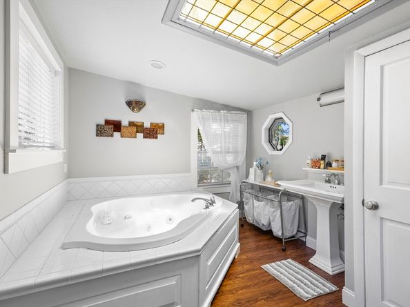 13 Coombs Street, Southbridge MA 01550