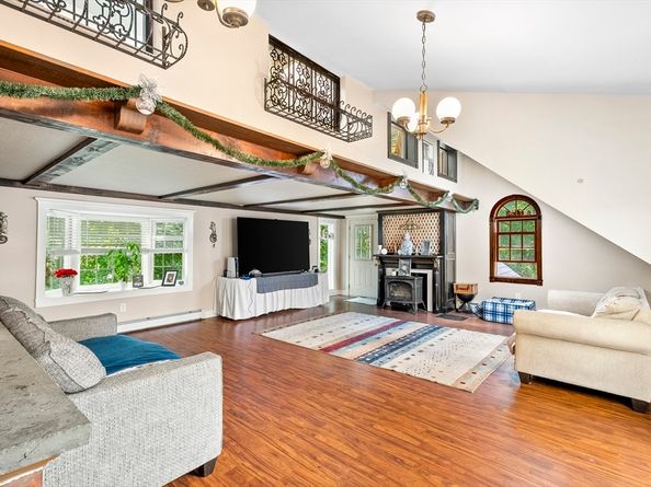 13 Coombs Street, Southbridge MA 01550