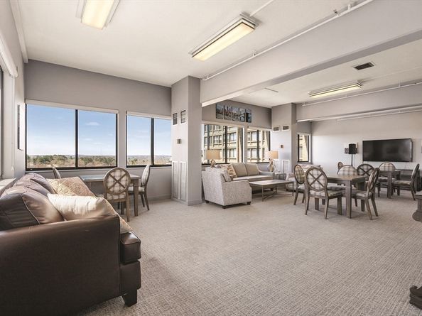 250 Hammond Pond Parkway 615N, Newton MA 02467