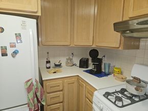1550 Worcester Rd 621, Framingham MA 01702