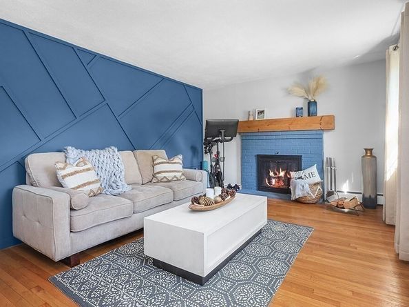 143 Tosca Dr, Brockton MA 02301