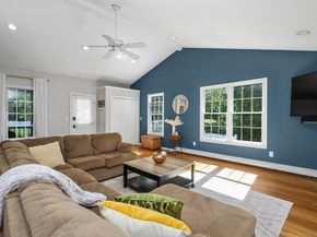 143 Tosca Dr, Brockton MA 02301