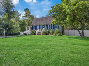 143 Tosca Dr, Brockton MA 02301