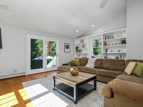 143 Tosca Dr, Brockton MA 02301