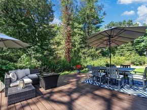 143 Tosca Dr, Brockton MA 02301