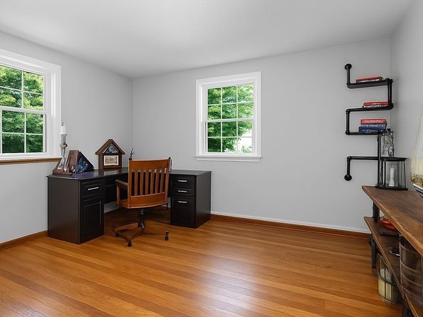 143 Tosca Dr, Brockton MA 02301