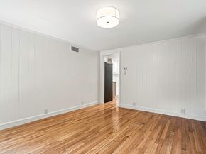 159 Gardner St, Hingham MA 02043
