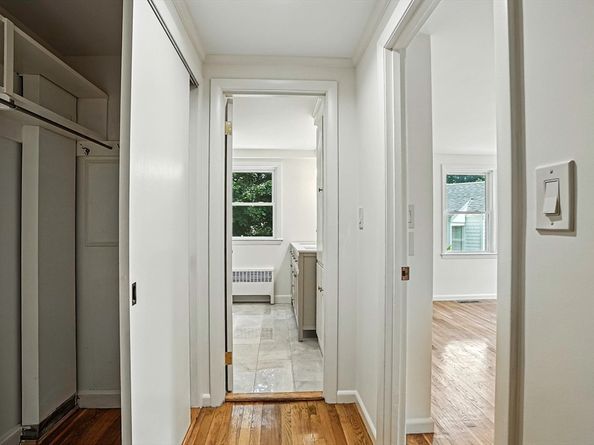 159 Gardner St, Hingham MA 02043