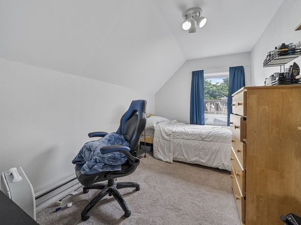 91 Oakwood Avenue, Lynn MA 01902