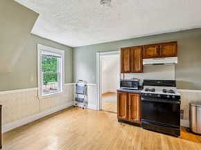 57 Battery St, Abington MA 02351