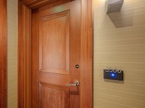 1 Dalton 3506, Boston MA 02115