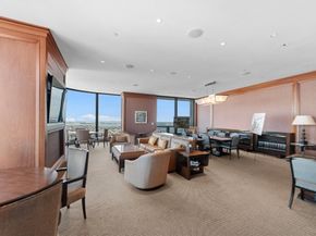 1 Dalton 3506, Boston MA 02115