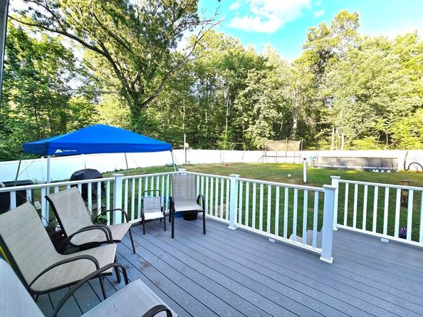 457 Granite St, Worcester MA 01607