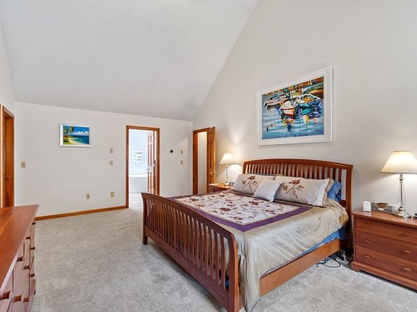 492 Stow Rd, Marlborough MA 01752