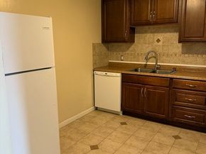 176 Maple Ave 325, Rutland MA 01543